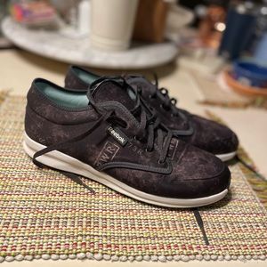 Reebok shoes size 11